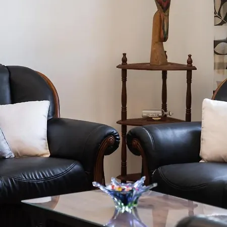 Irinis House Дом отдыха Komilion