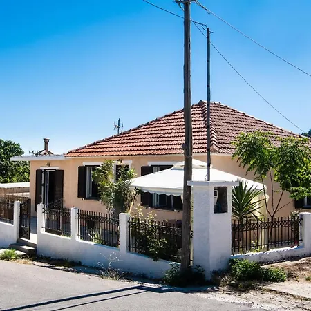 Irinis House Дом отдыха *